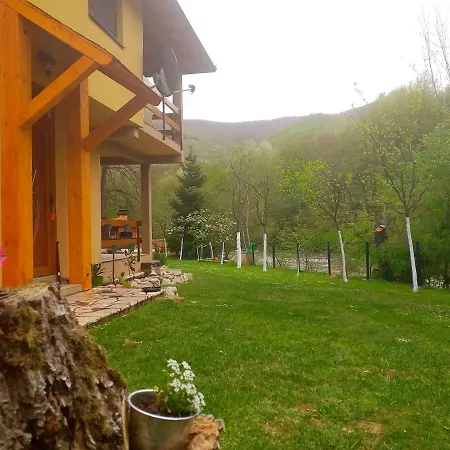 Eden Apartman